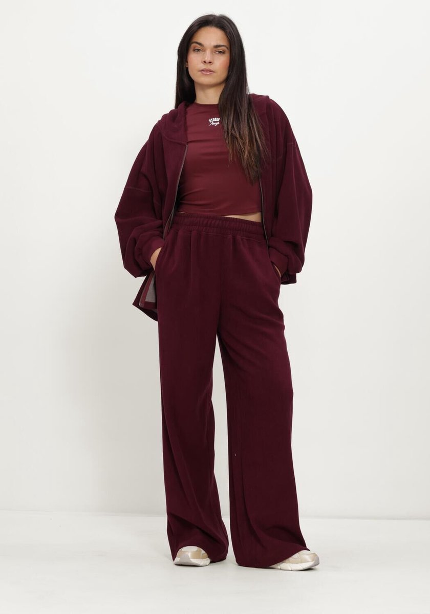 Studio Amaya Essentiel Tee - Bordeaux Tops & T-shirts Dames - Shirt - Bordeaux - Maat M