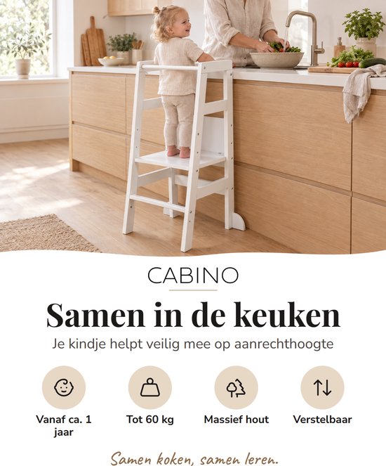 Kind op Cabino leertoren helpt bij het aanrecht. Geschikt vanaf 1 jaar, belastbaar tot 60 kg.