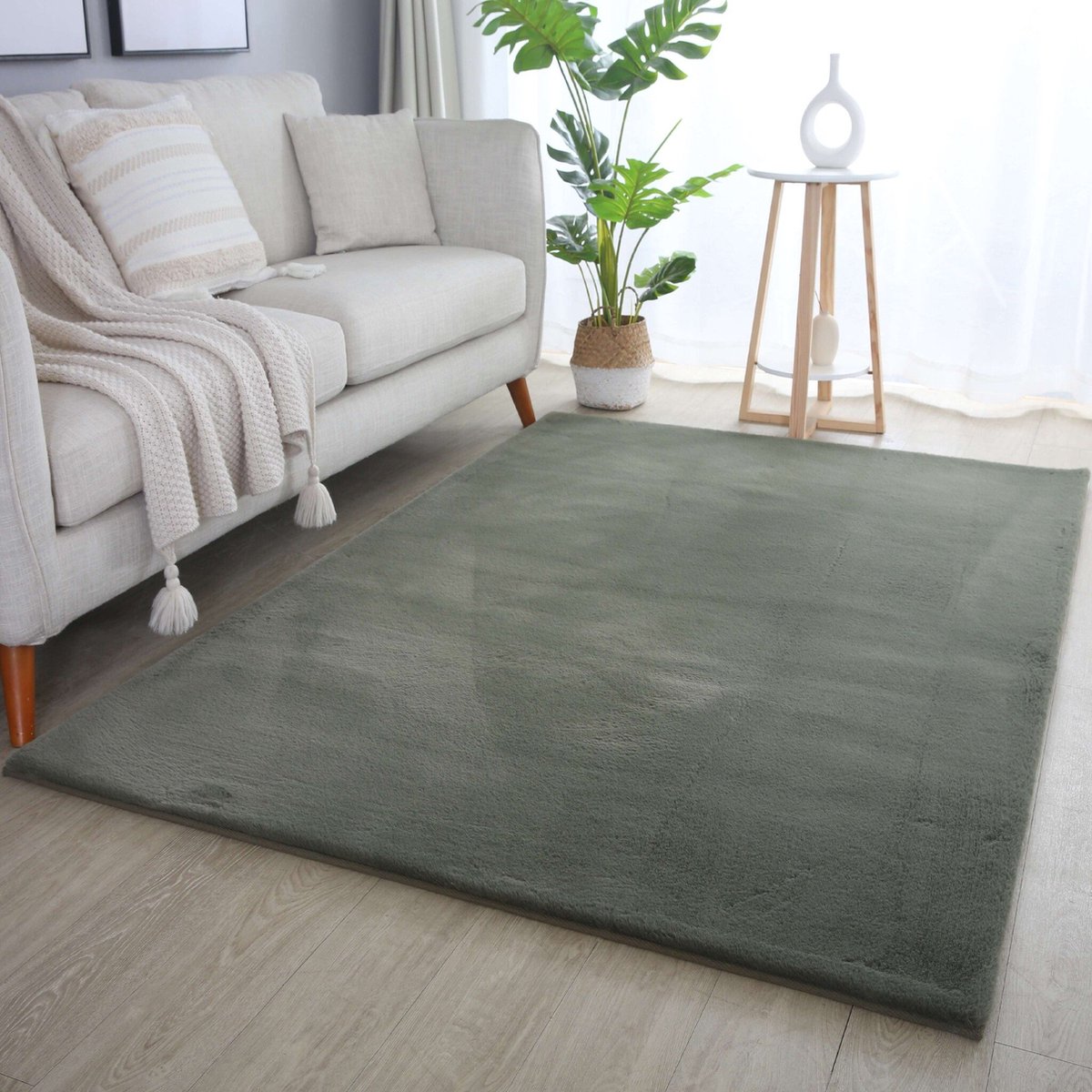 Flycarpets Teresa Hoogpolig Fluffy Vloerkleed - Groen - 80x150 cm