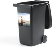 Container sticker Ochtendmist bij de Golden Gate Bridge in Californië - 40x40 cm - Kliko sticker