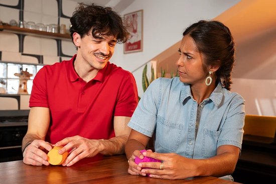 Zygomatic Board Game Studio Perudo - Dobbelsteen blufspel met bekers - 2-6 spelers