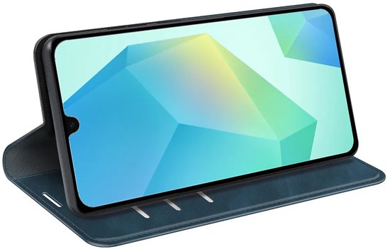 Blauw telefoonhoesje met standaardfunctie, toont de telefoon rechtop.