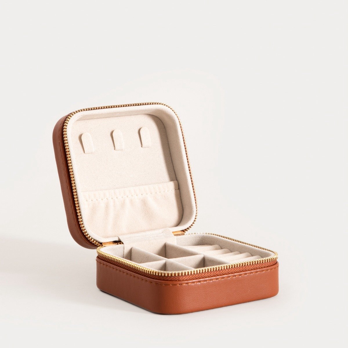 HOMLA - Jewellery box - RINAS - herringbone stitching - small brown - 10.5x10.5x5 cm