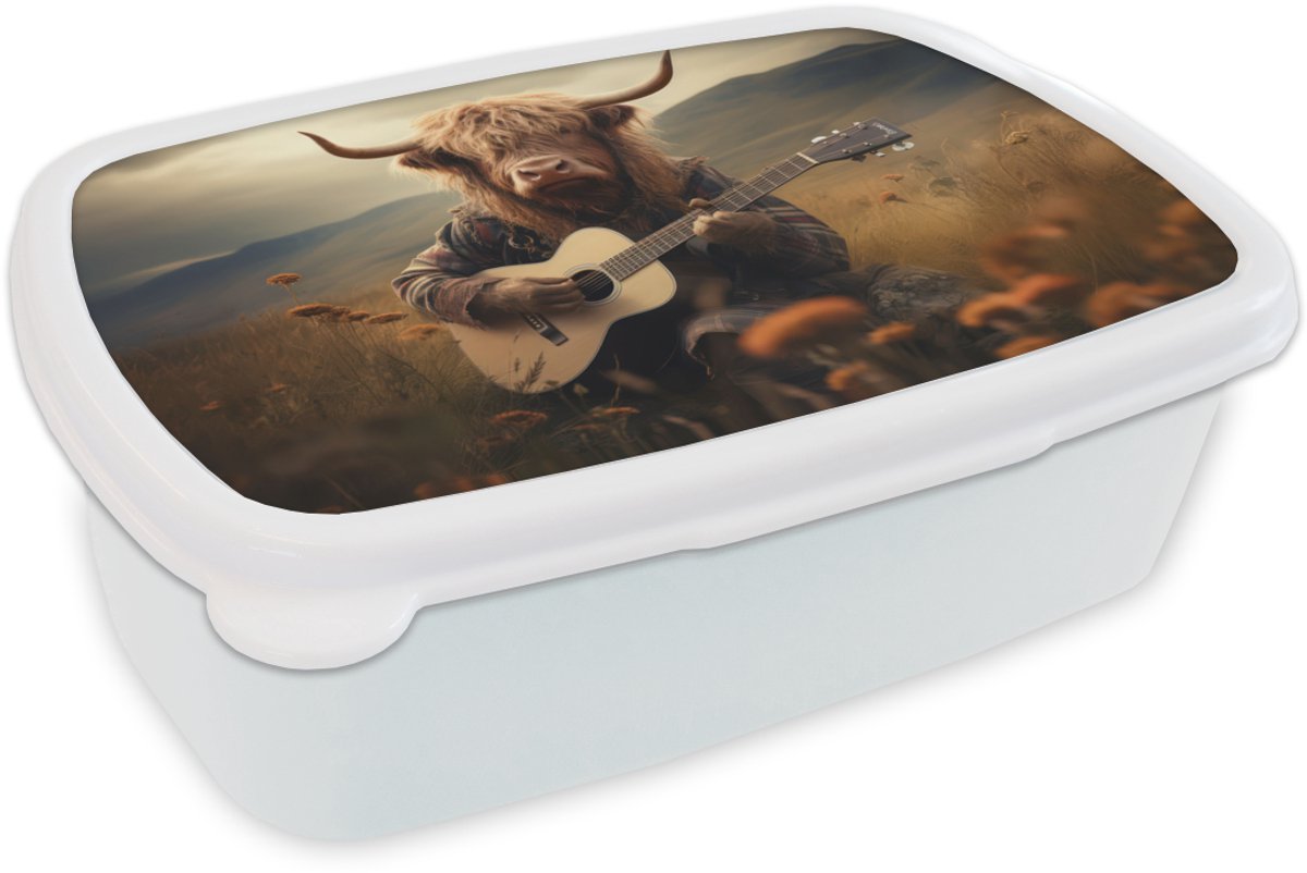 Broodtrommel Wit - Lunchbox Schotse hooglander - Gitaar - Bloemen - Bergen - Brooddoos 18x12x6 cm - Brood lunch box - Broodtrommels voor kinderen en volwassenen