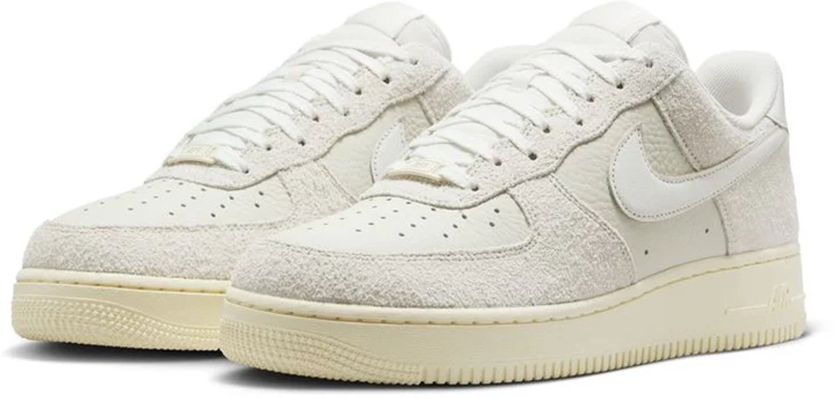 Nike Air Force 1 '07 LX Summit White Suede Sneakers Heren Doos Zonder Deksel
