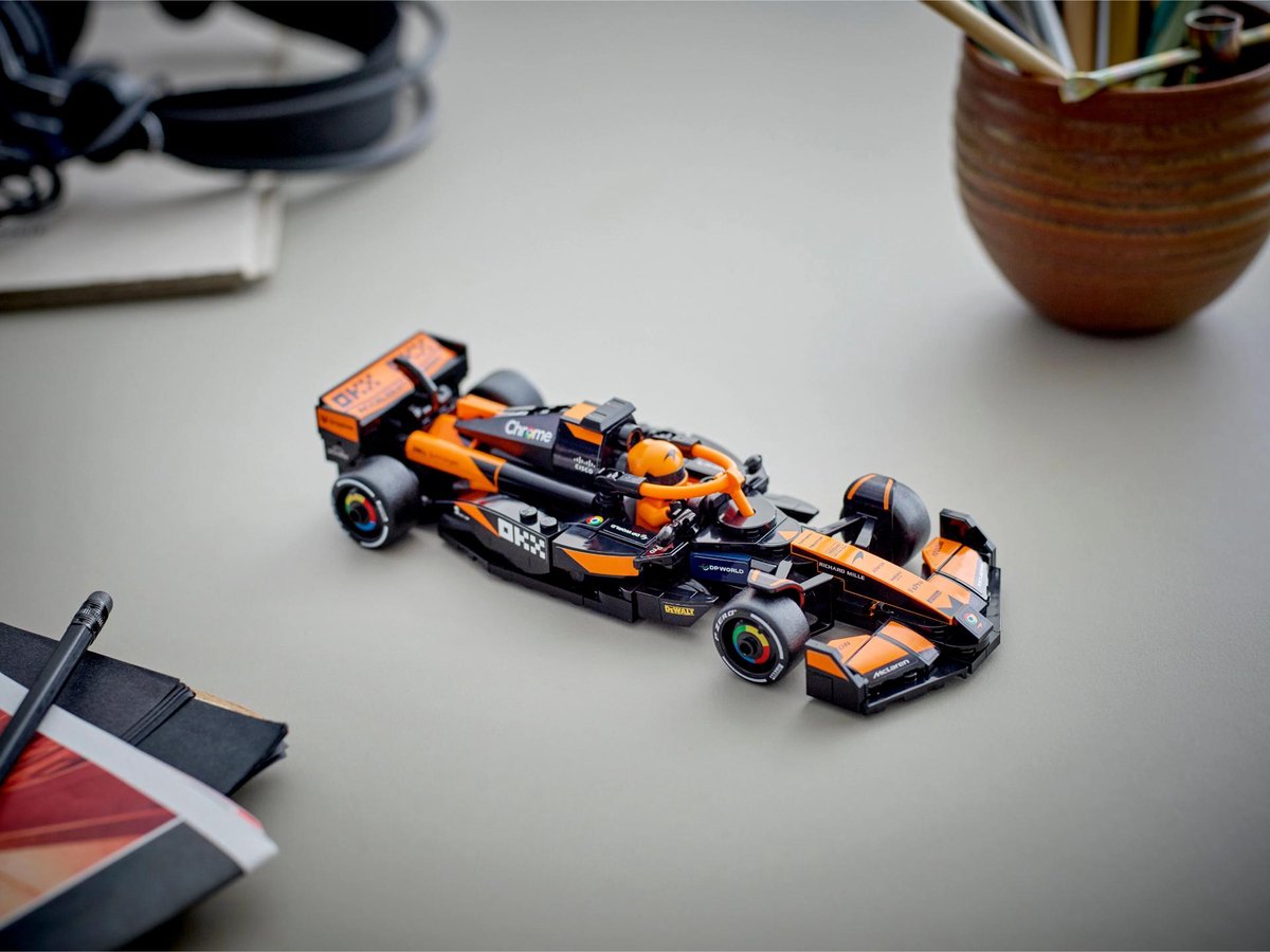 LEGO Speed Champions McLaren F1 Team MCL38 racewagen Set - 77251 — afbeelding 23