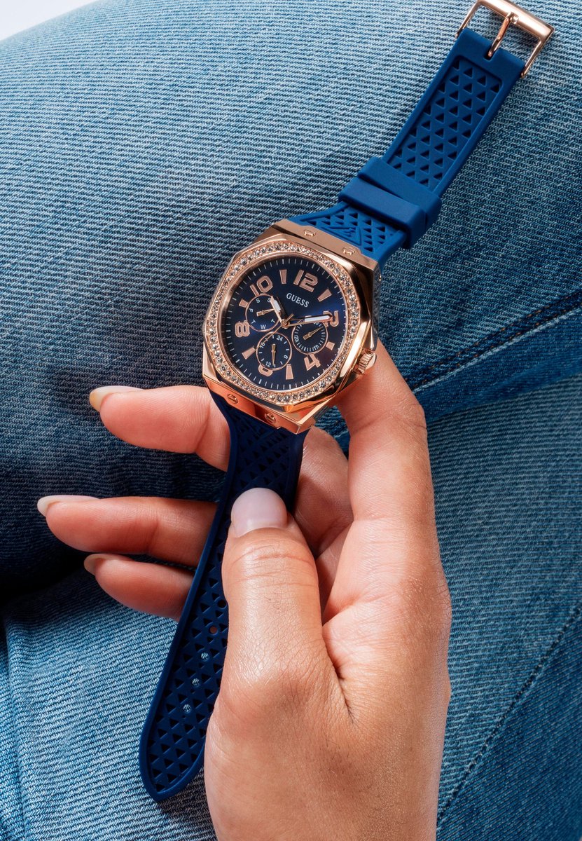 Guess Zest Multifunctioneel Horloge Blauwe Kast: 100% Gerecycled Staal | Armband: 100% Siliconen 40 mm GW0694L4