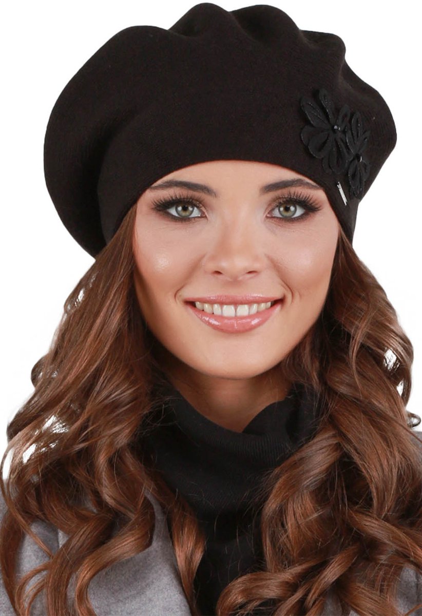 Vivisence Dames Winter Baret En Sjaal Set - Wolmix Met Acryl Viscose Wol En Elastaan Met Bloemapplicatie En Comfortabele Pasvorm - Zacht En Warm Voor Dagelijks Gebruik En Stijlvol Uiterlijk Ideaal Als Cadeau - Zwart — cadeau in Mode & Accessoires - foto 4