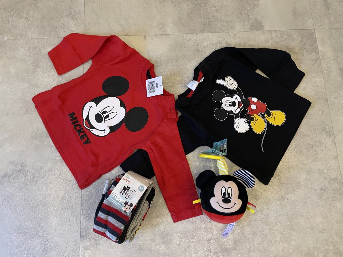 Maminobaby.nl | Mickey mouse | Baby geschenkset | Kraamcadeau | Babyshower | Geschenkset | Kraamcadeau | Baby Geboorteset | Cadeauset | Baby Speelgoed | Gender Reveal Gift