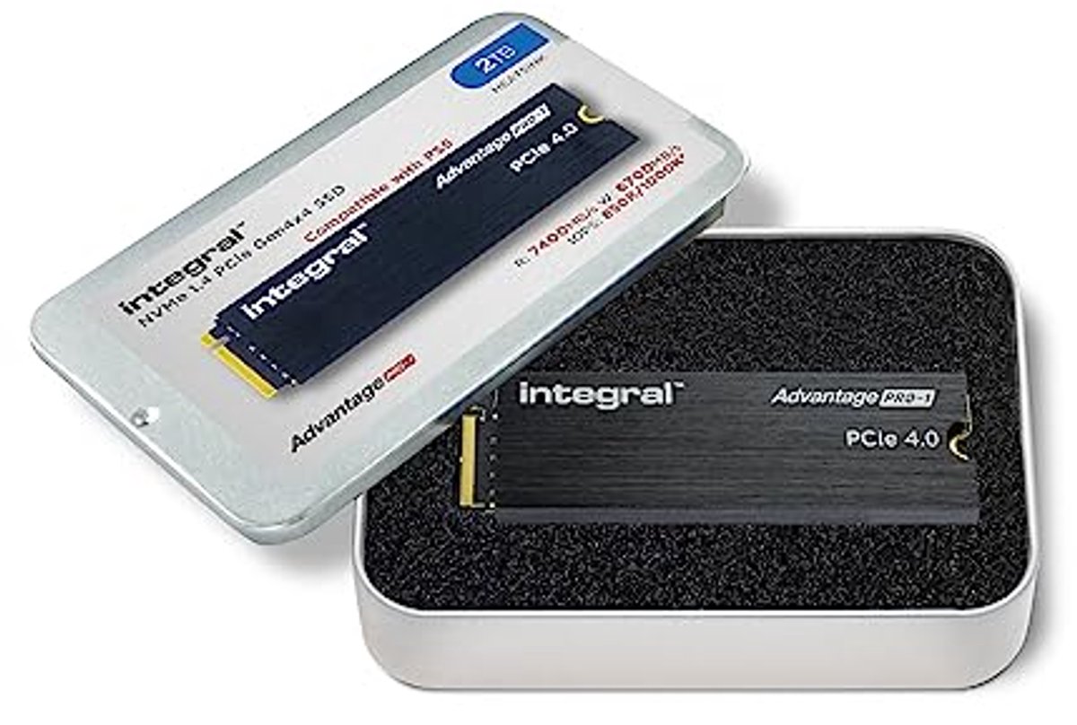 2TB NVME M.2 SSD - Bliksemsnelle Gen4x4 Prestaties tot 7400MB/s en Ingebouwde Heatsink voor PS5
