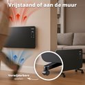 Zwarte FlinQ convectorkachel vrijstaand en aan de muur gemonteerd, met verwarmingspijlen.
