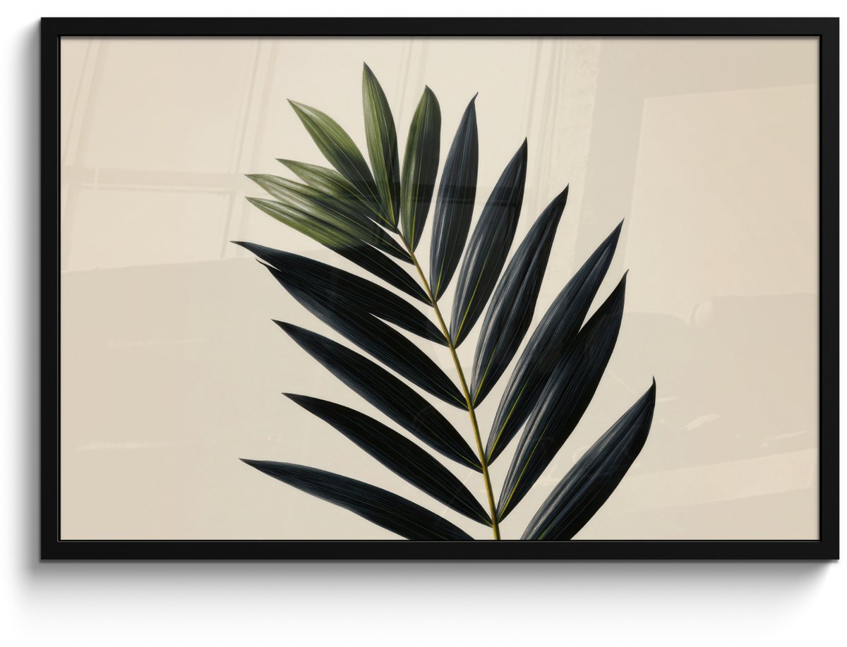FrameYourWall Poster in lijst - Fotolijst 90x60 cm - Posters - Palmblad - Donkere bladen - Subtiel - Posterlijst zwart - Decoratie - Wanddecoratie woonkamer - Muurdecoratie slaapkamer Palmblad - Subtiel