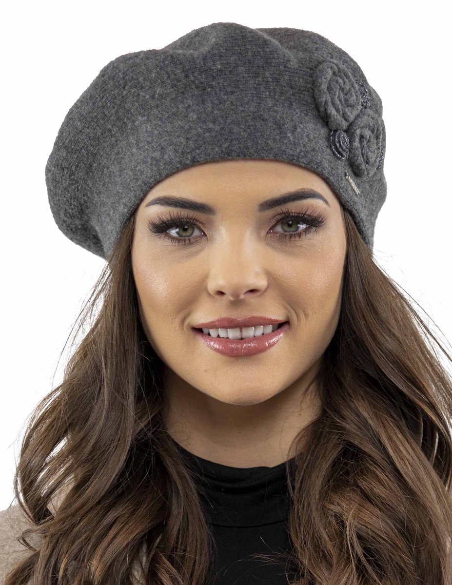 Vivisence Dames Winter Baret - 80 Procent Wol Met Polyamide Mix Zacht Breisel Met Voorzijde Applicatie En Comfortabele Aansluitende Pasvorm - Houdt Warm En Geeft Elegante Stijl Aan Dagelijkse Outfits - Donkergrijs
