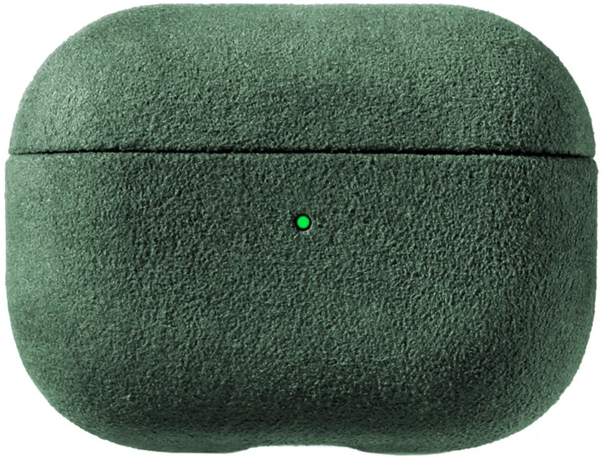 Hoesje Geschikt voor AirPods Pro Case (3rd Generation) – 100% Optimale Bescherming – 360° Shock Proof Hoesje – Premium Alcantara Case – Midnight Green