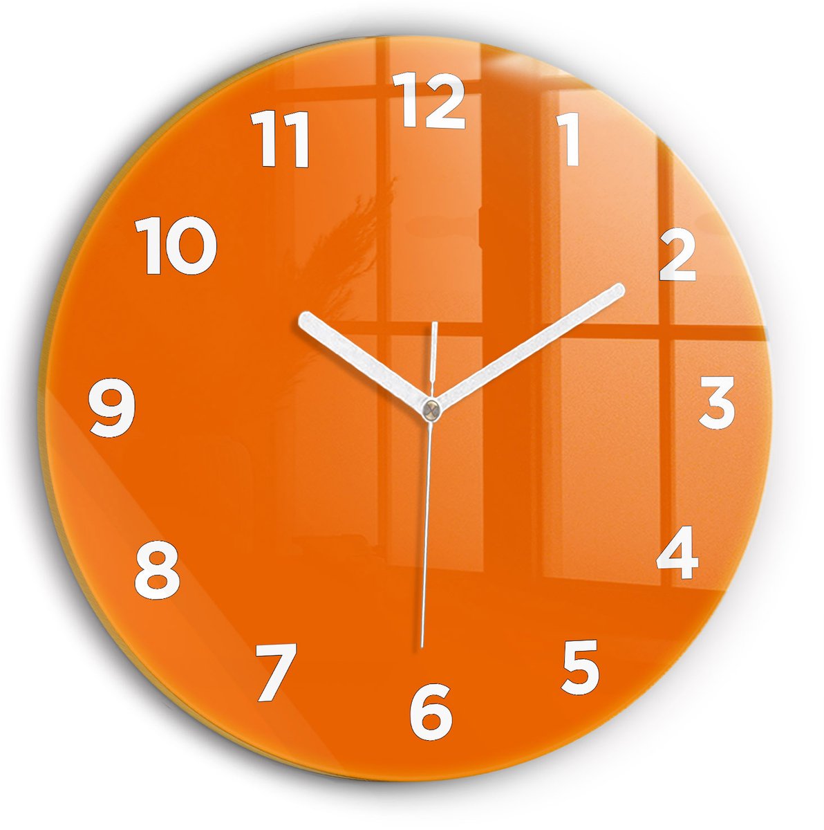 Wallfluent Wandklok - Oranje Ronde Glas Klok - 30 cm x 30 cm - Oranje Wandklok - Witte Handen - Wandklok Met Cijfers - Wandklok Glas Woonkamer - Ronde Glazen Klok - Minimalistisch Wandklok - Ronde Glazen Wandklok