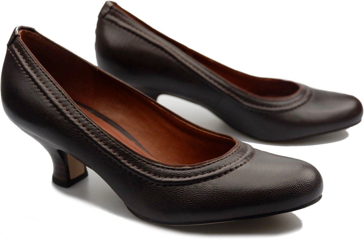 menigte Bestuurbaar Onophoudelijk Clarks Apple Ode - dames pump - bruin - maat 37.5 (EU) 4.5 (UK) | bol.com