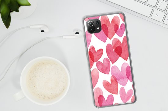 Telefoonhoesje Geschikt voor Xiaomi 11T hoesje - Een illustratie met hartjes van waterverf - Siliconen Telefoonhoesje Telefoonhoesje
