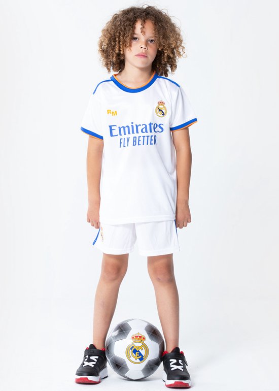 Real Madrid thuis tenue 21/22 - Real Madrid voetbaltenue kids - replica voetbaltenue - Real Madrid shirt en broekje - maat 128