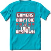 Gamers don't die pixel T-shirt | Neon Rood | Gaming kleding | Grappig game verjaardag cadeau shirt Heren – Dames – Unisex | - Blauw - XXL