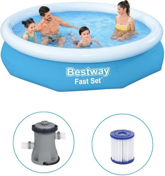 Une piscine Bestway Fast Set avec une famille de quatre personnes à l'intérieur, une pompe de filtration et une cartouche de filtration à côté.