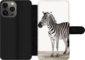 Bookcase Geschikt voor iPhone 13 Pro telefoonhoesje - Zebra - Meisjes - Dieren - Kinderen - Jongens - Met vakjes - Wallet case met magneetsluiting