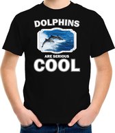 Dieren dolfijnen t-shirt zwart kinderen - dolphins are serious cool shirt  jongens/ meisjes - cadeau shirt dolfijn groep/ dolfijnen liefhebber L (146-152)