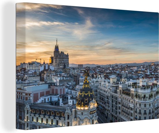 Canvas Schilderij Madrid en de Gran Vía tijdens zonsondergang - 60x40 cm - Wanddecoratie
