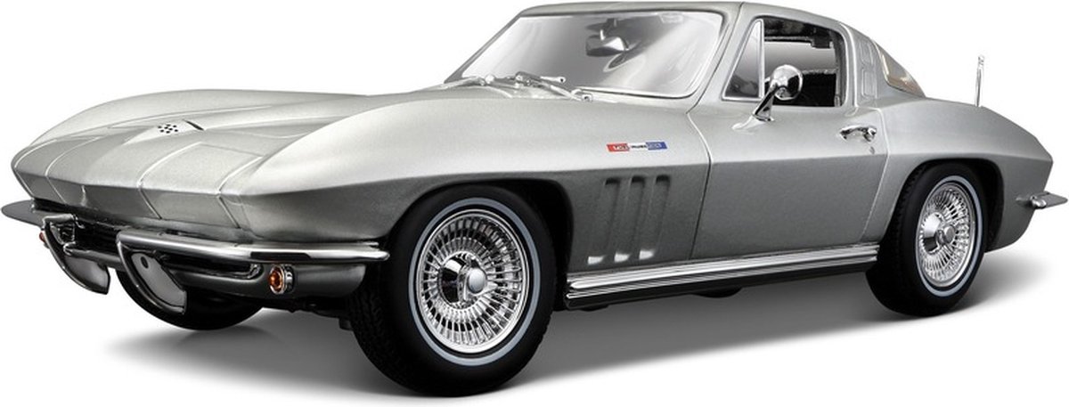 MotorMax Chevrolet Corvette 1965 - Zilveren schaalmodel auto 1:18 - Maisto
