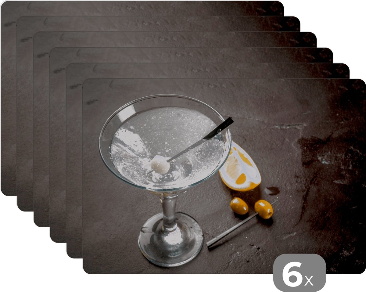 Placemat - Placemats kunststof - Alcohol - Martini - Fruit - Olijven - 45x30 cm - 6 stuks - Hittebestendig - Anti-Slip - Onderlegger - Afneembaar
