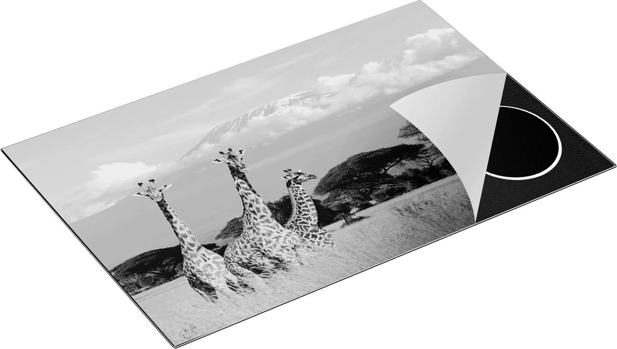 Chefcare Inductie Beschermer Drie Giraffes in de Savanne - Zwart Wit - 81x52 cm - Afdekplaat Inductie - Kookplaat Beschermer - Inductie Mat
