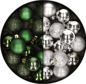28x stuks kleine kunststof kerstballen zilver en dennengroen 3 cm - kerstversiering
