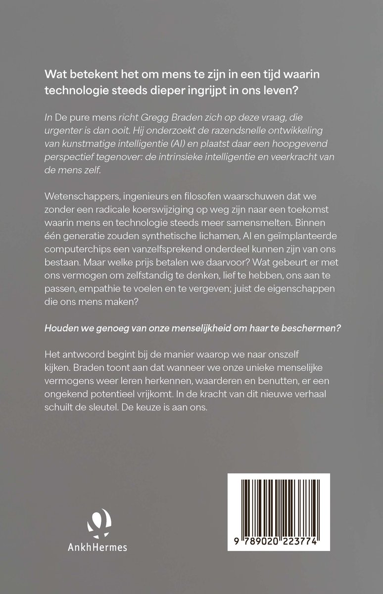 Boekomslag met de titel 'De pure mens' in grote letters. De tekst gaat over technologie en menselijkheid.