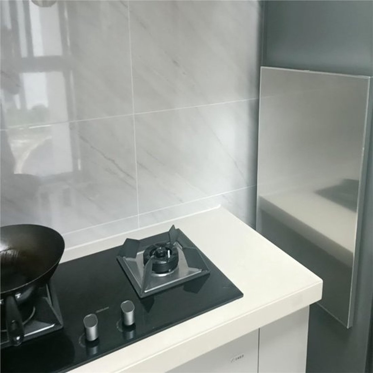 Hitteschildpaneel Koelkast - Isolatieplaat Keuken - Warmte Beschermen - Roestvrij Staal - 48x28 Inch - Zilver