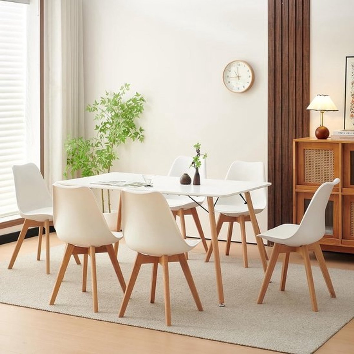Eetkamergroep met tafel 140x80 cm en 6 stoelen - witte tafel met houten poten
