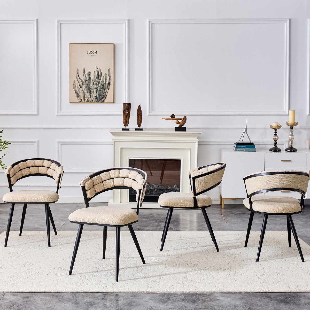 HAUSS SPOLE Eetkamerstoel - Luxe Velvet Design - Set Van 4 - Gewatteerde Zitting Met Gestikte Rugleuning En Zwarte Metalen Poten - Voor Eetkamer, Keuken En Woonkamer - Beige Zwart