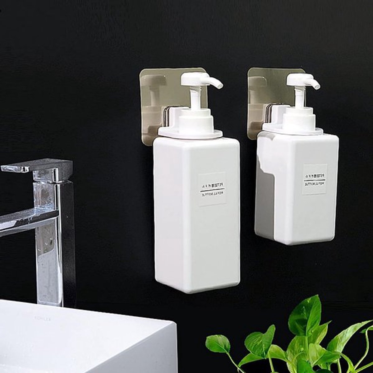 Dispenserhouder voor Zeep en Douchegel, Wandmontage, Waterdicht en Zelfklevend, Ideaal voor Badkamer en Keuken