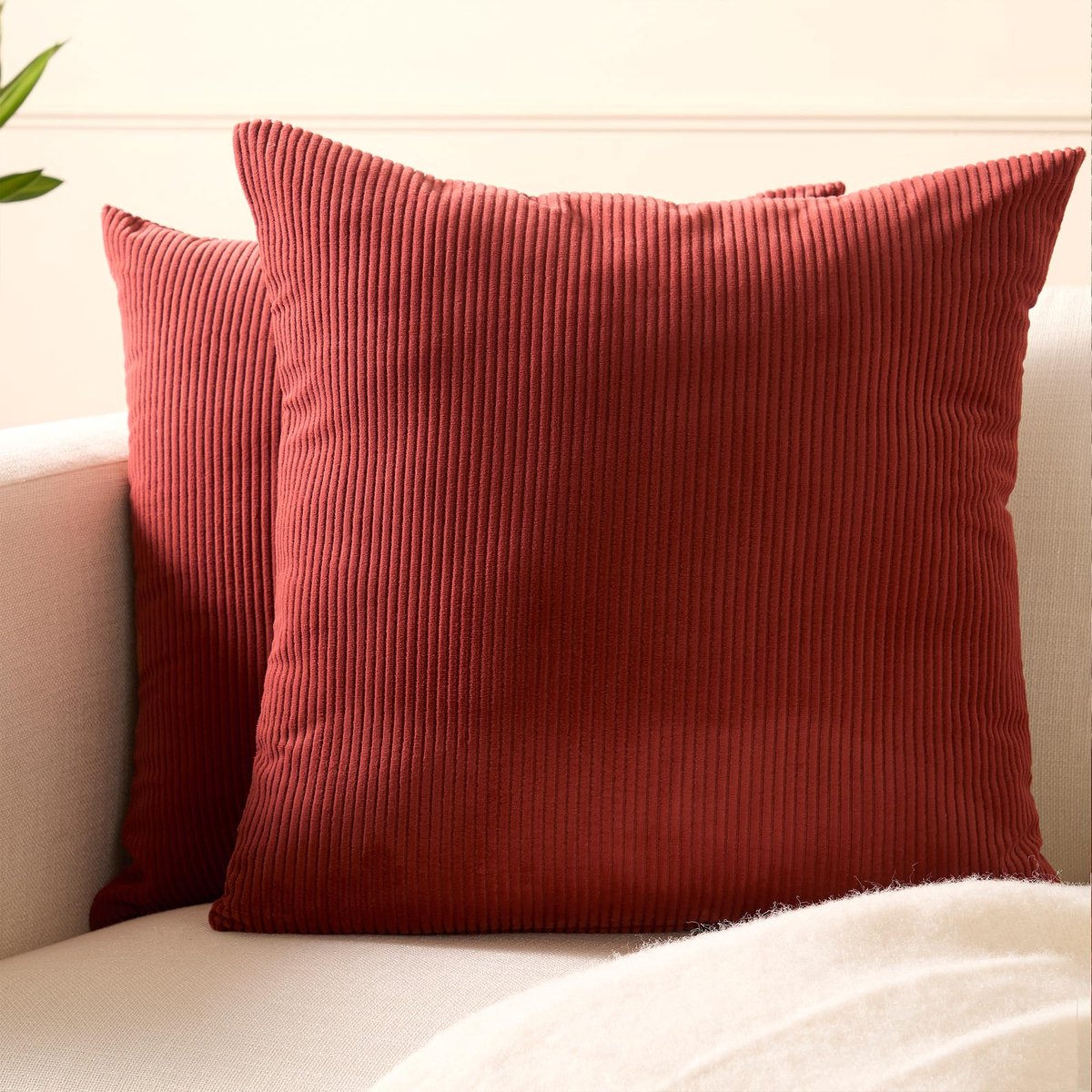 XO Set van 2 corduroy fluwelen kussenslopen, 45 x 45 cm, zachte textuur en Boheemse strepen, gezellige kussenslopen voor thuis, bank, woonkamer of bed, roestbruin