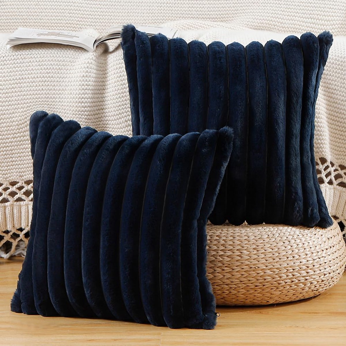 Set van 2 namaakwollen pluche decoratieve kussenslopen fluffy zachte decoratieve kussenhoes voor bank slaapkamer kussensloop 55x55 cm Donkerblauw