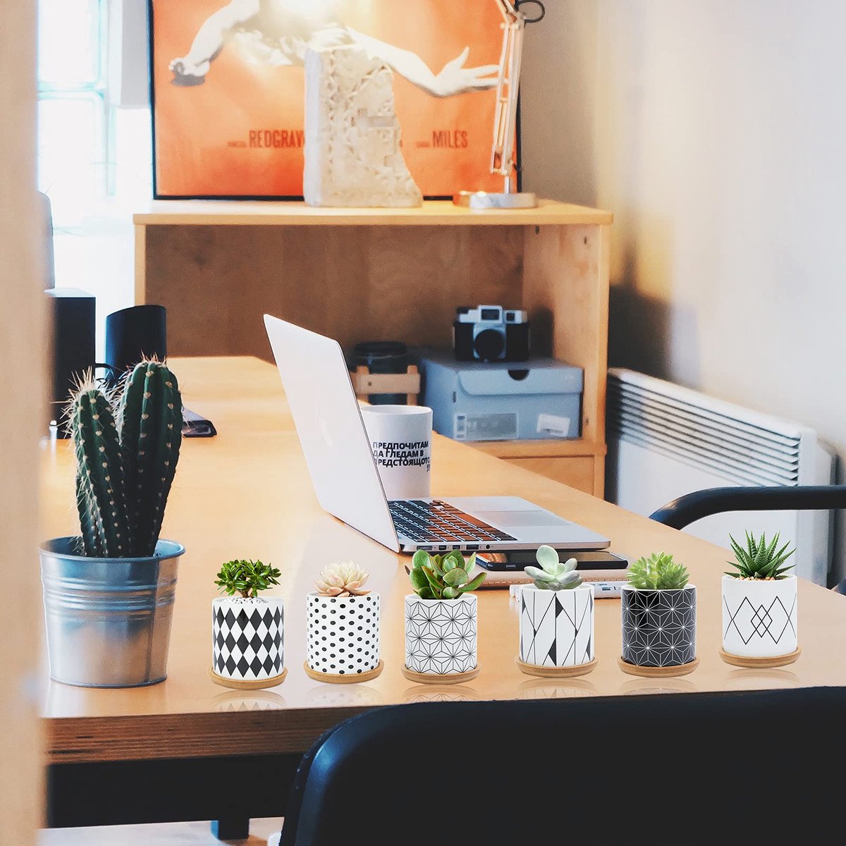 Keramische bloempotten 7,5 cm met geometrisch patroon, set van 6 vetplantenpotten met bamboe onderzetter, kleine overpot voor cactussen en kamerplanten, binnen en buiten