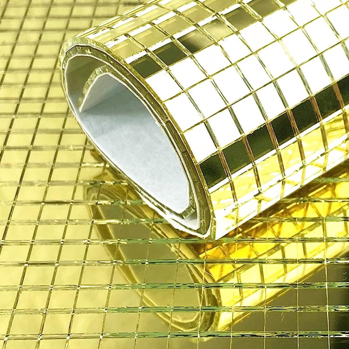 Dailygoods - Zelfklevende Spiegel Mozaïektegels - 2 Rollen met 3200 Stukken voor Creatieve Decoratie