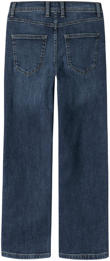 Donkerblauwe spijkerbroek, de achterkant. Rechte pijpen, met twee achterzakken.