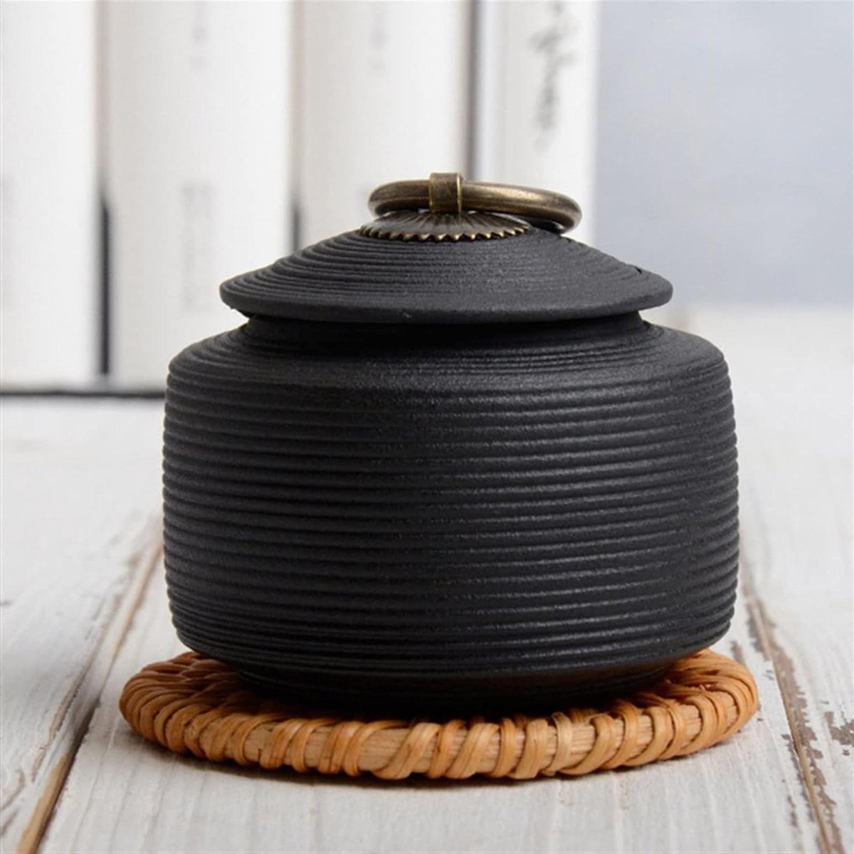 Huisdieren Urn - Gedenkdoos Kat Hond - Herinneringen Bewaren - Handgemaakt Keramiek - 900 Gram - Zwart
