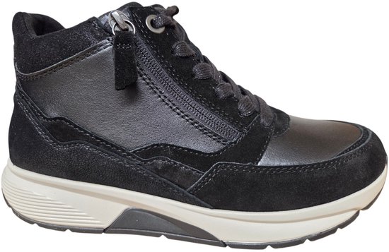 Zwarte Gabor veterschoen met rits, beige zool en suède en leren details.