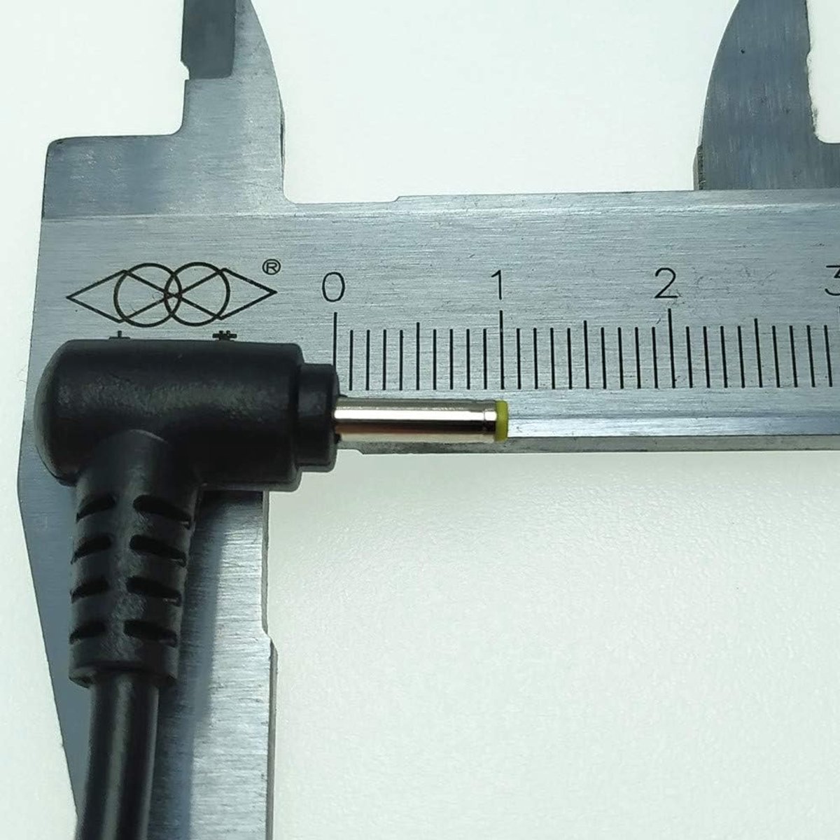 2 stuks USB A 2,5/0,7 mm DC-holle stekkers 5V 2A netkabel (1 m)