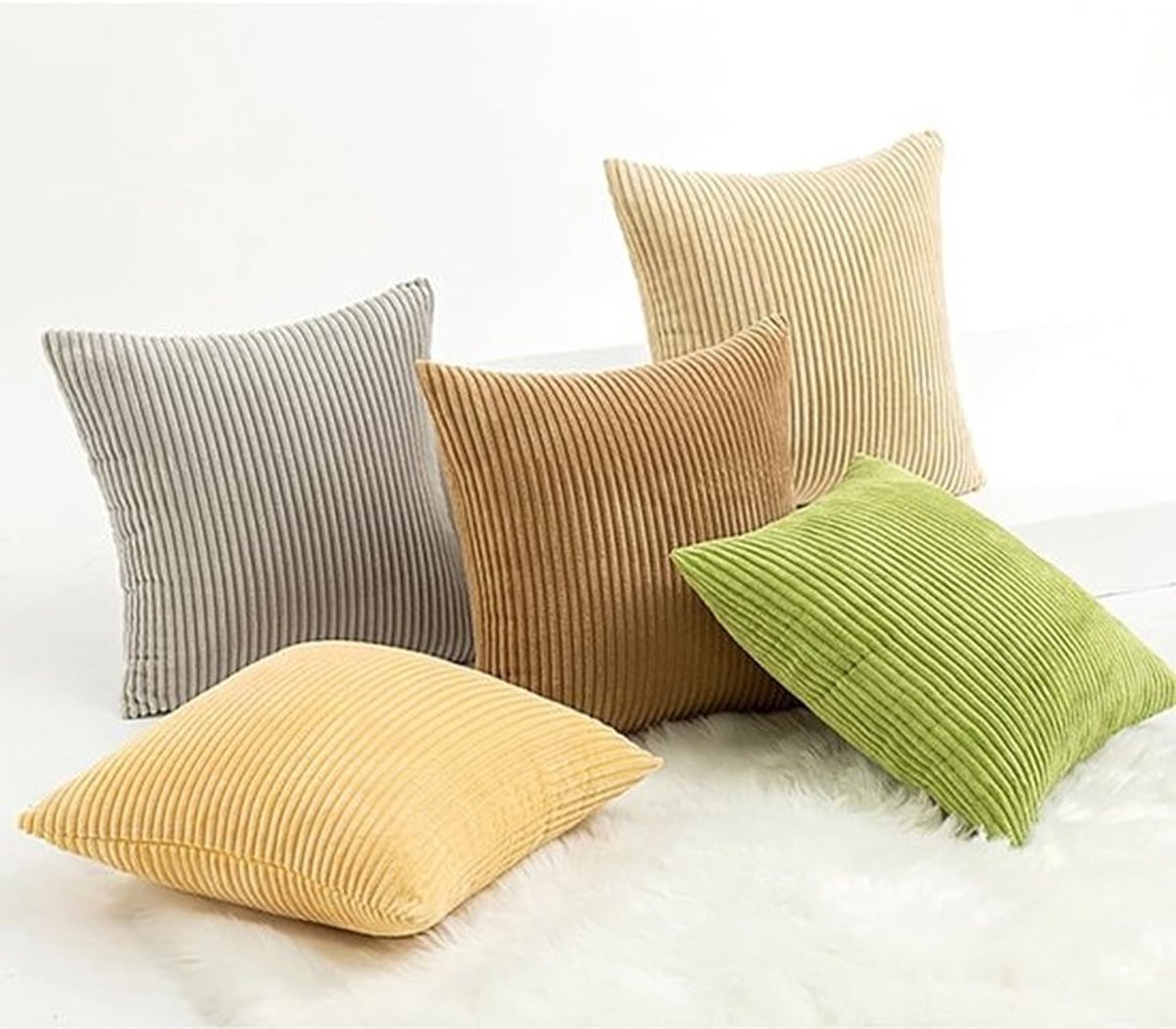 Kussensloop Set van 2 - Corduroy - Decoratieve Sierkussensloop - 40 x 40 cm - Appelgroen - Zacht Materiaal - Kussenhoes
