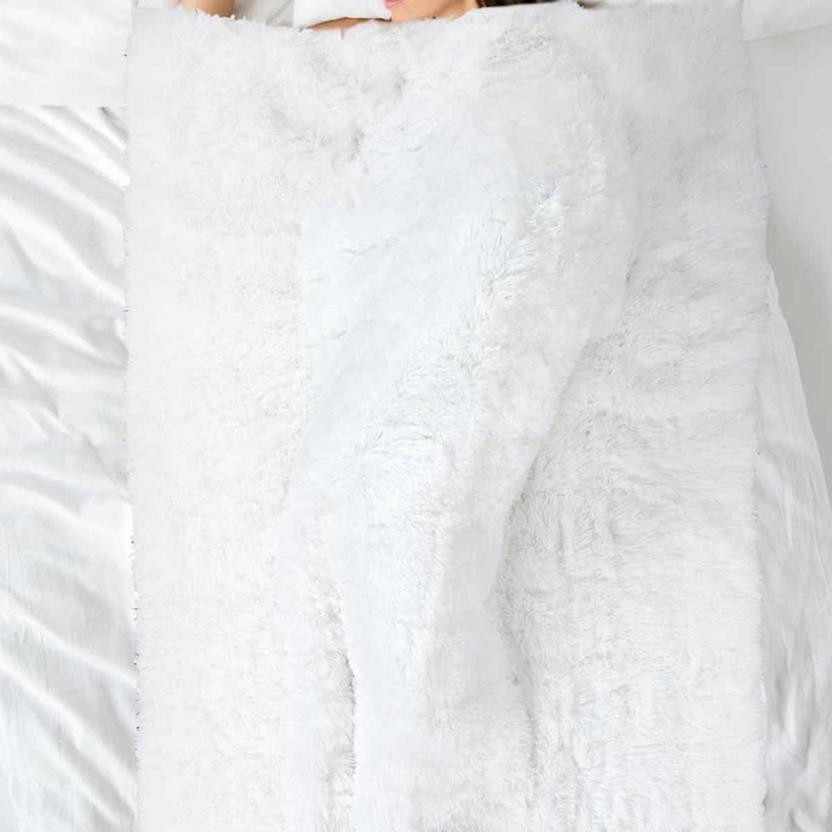 Gewichtdeken 7 kg - 150x200 cm - Wit - Faux Fur - Luxe en comfort - SnelShoppen
