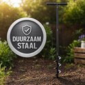 Zwarte grondboor met 'Duurzaam staal' icoon in een tuin.