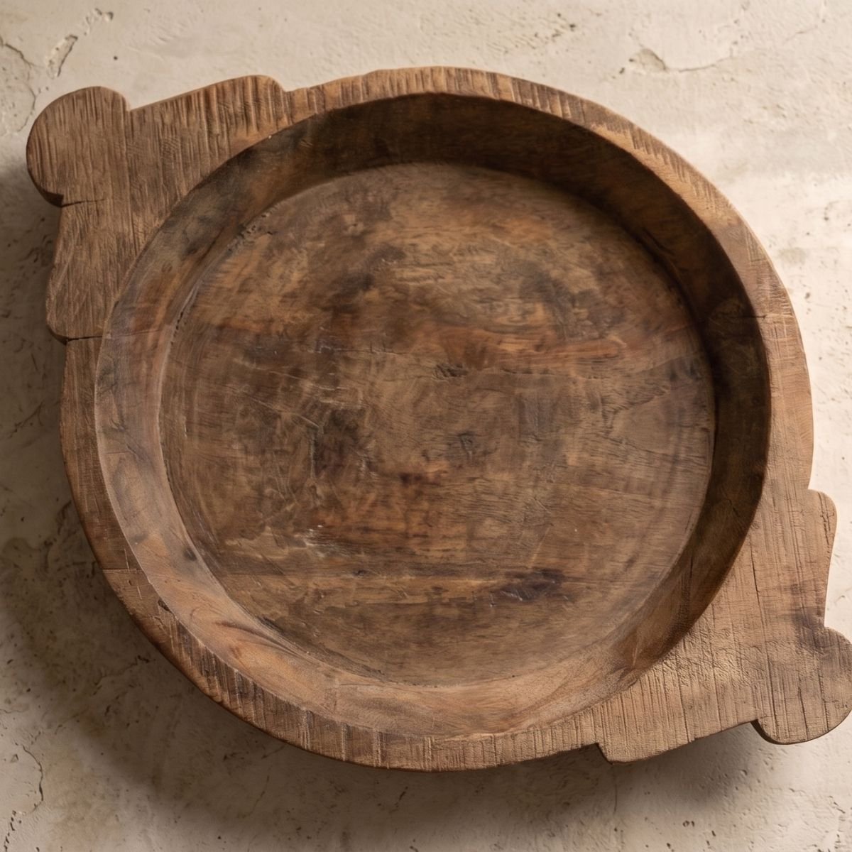 Uniek Antiek Houten Chapati Dienblad - Parat Tray Ø ca. 40 cm, Lengte incl. handvaten ca. 55 cm - Landelijke hard houten plateau - houten schaal - stoer sober
