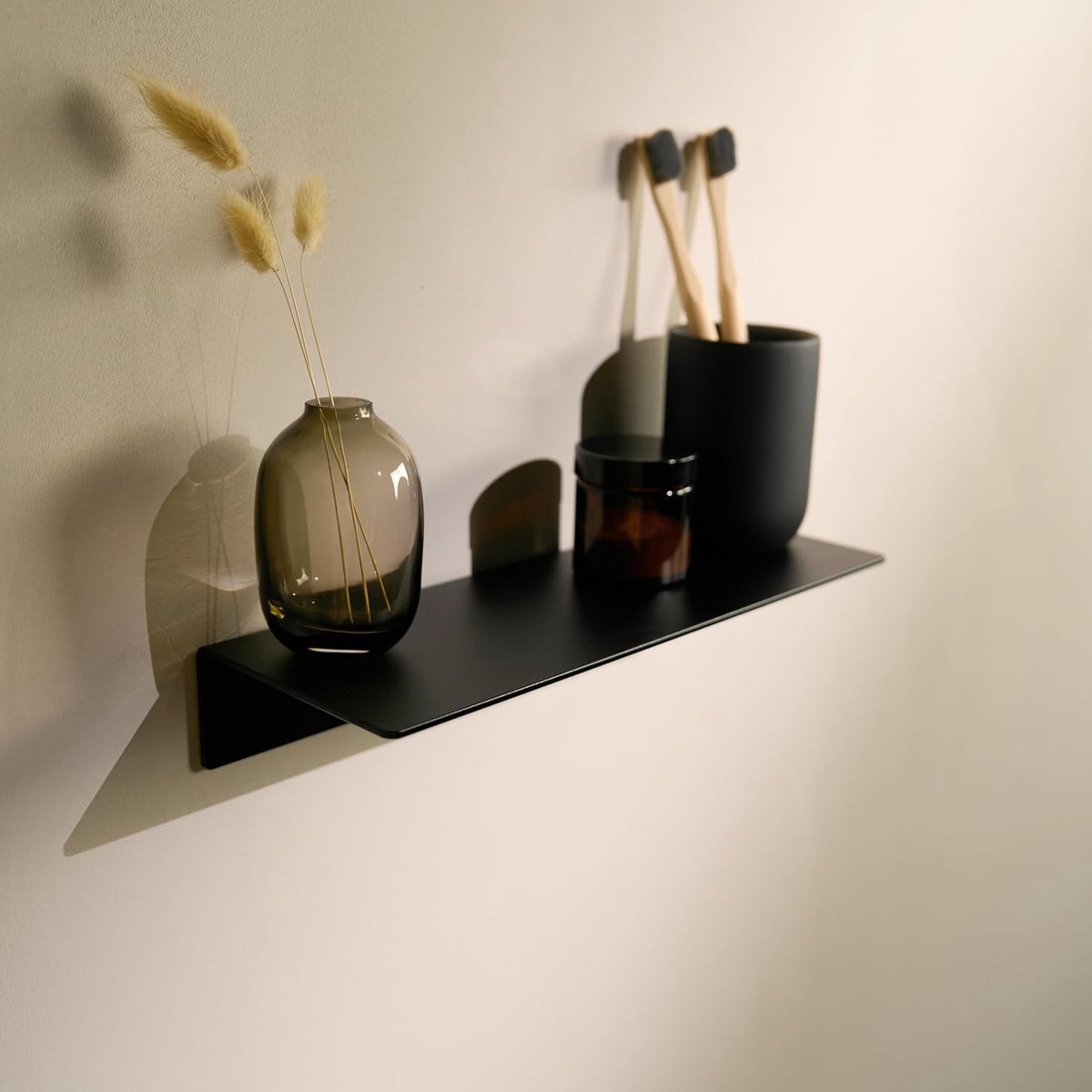Thijox - Doucheplank zonder boren | Zelfklevende muurplank voor badkamer en keuken | Modern opbergsysteem van roestvrij aluminium | 30 cm | Mat zwart