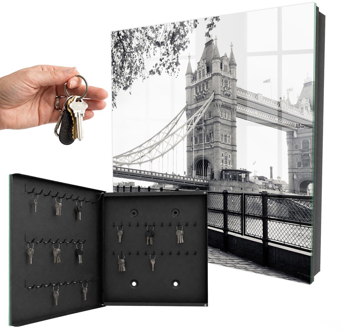WallMuralia - Sleutelkast - 30x30x5 cm - met 50 haken - Gotische Brug Sleutelkastje Huis - Zwart-Wit Sleutelbox - Linksopenend - Zwart interieur
